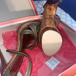 Charlotte Russe “Envy-23” color olvcvs